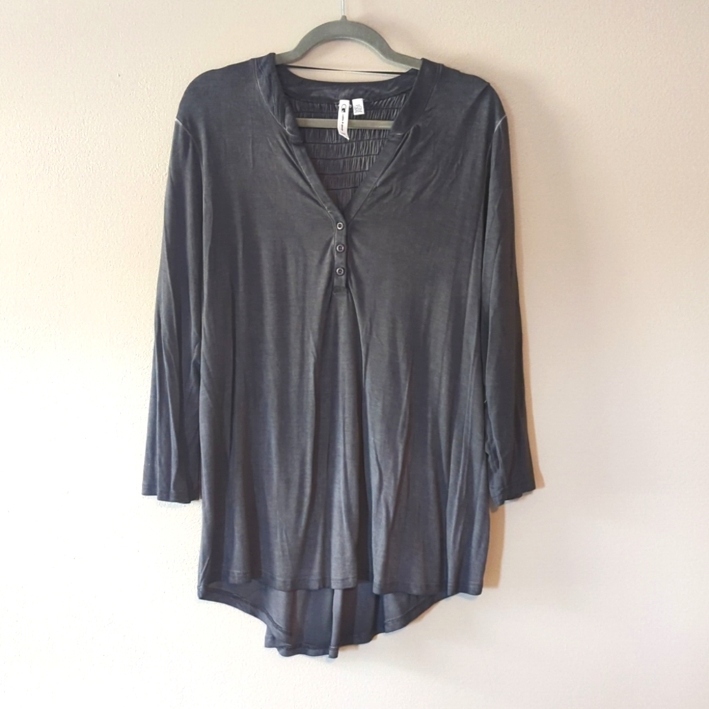Women's casual top